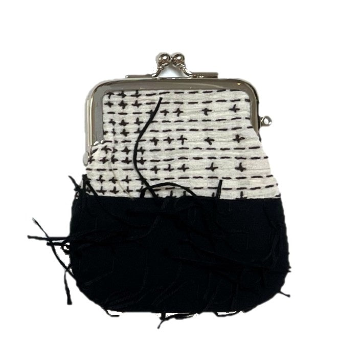 NUNO Coin Purse: "OriOri" (White/Black)