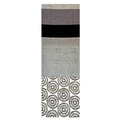 NUNO Runner/Scarf: "NUNO OriOri®" (Gray)