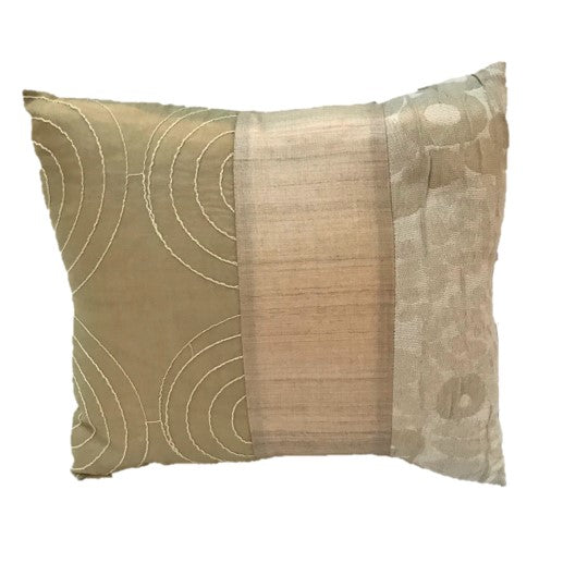 NUNO Mini Throw Pillow: "OriOri" (Beige)